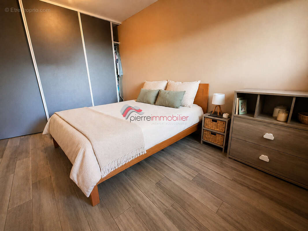 A vendre en exclusivité t3 au rez-de-jardin - les avirons hypercentre - photo 3