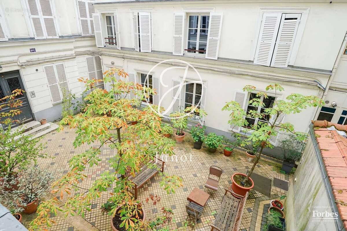Paris 9e - CLICHY / BALLU - Duplex - 93,28m² Carrez - 2/3 chambres - photo 13