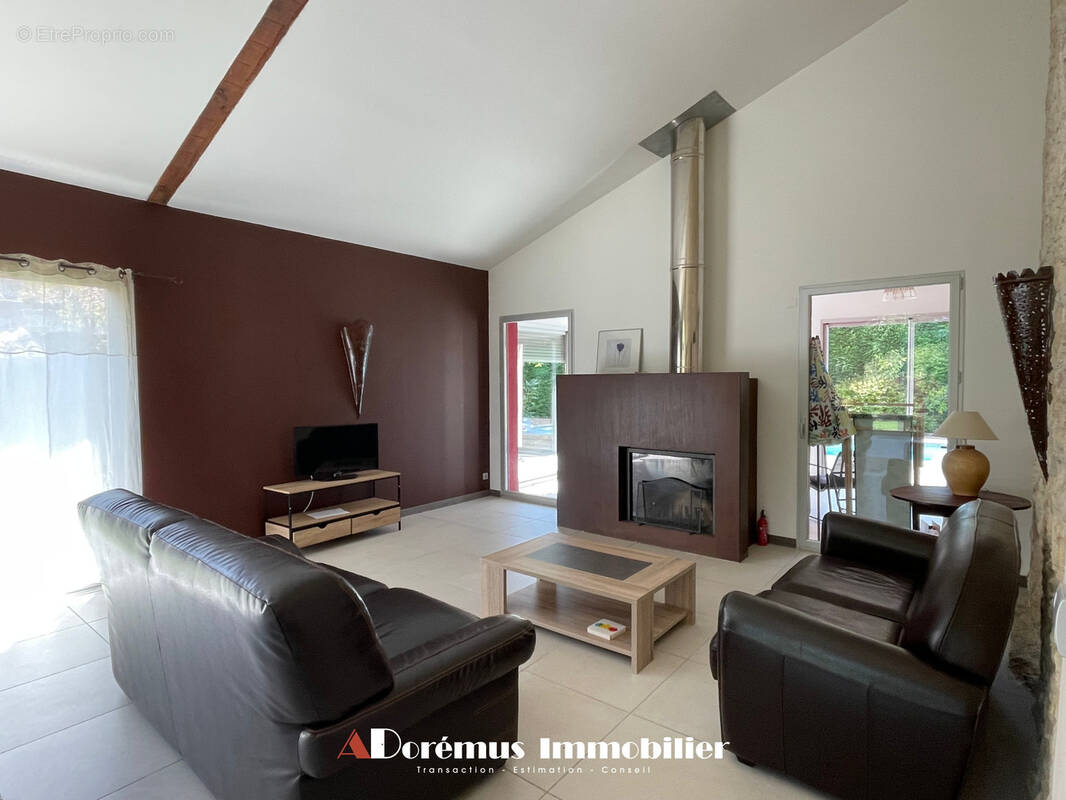 Maison à FARGUES-SAINT-HILAIRE