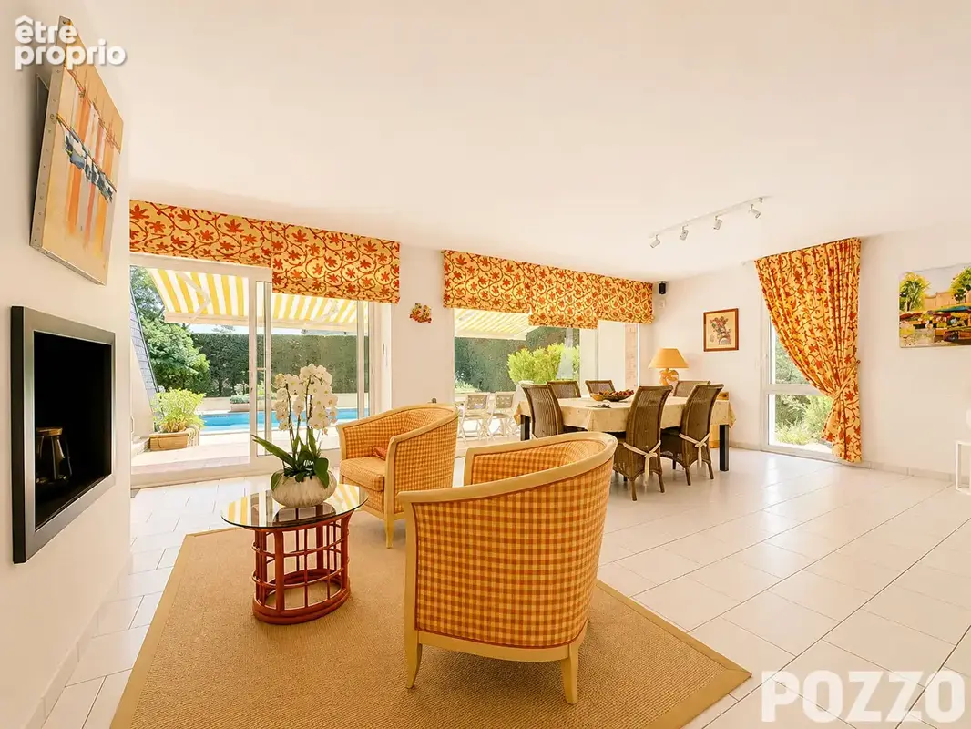 A VENDRE- Maison 195m² - Piscine - SAINT-PAIR-SUR-MER (50380) - photo 3