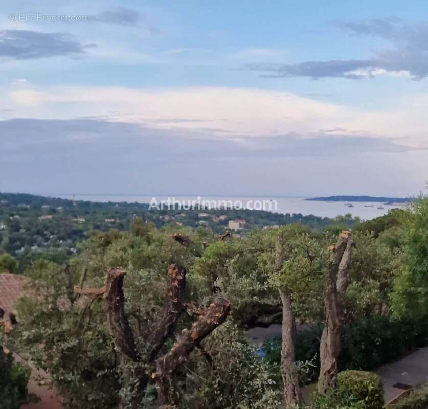 Appartement à GRIMAUD