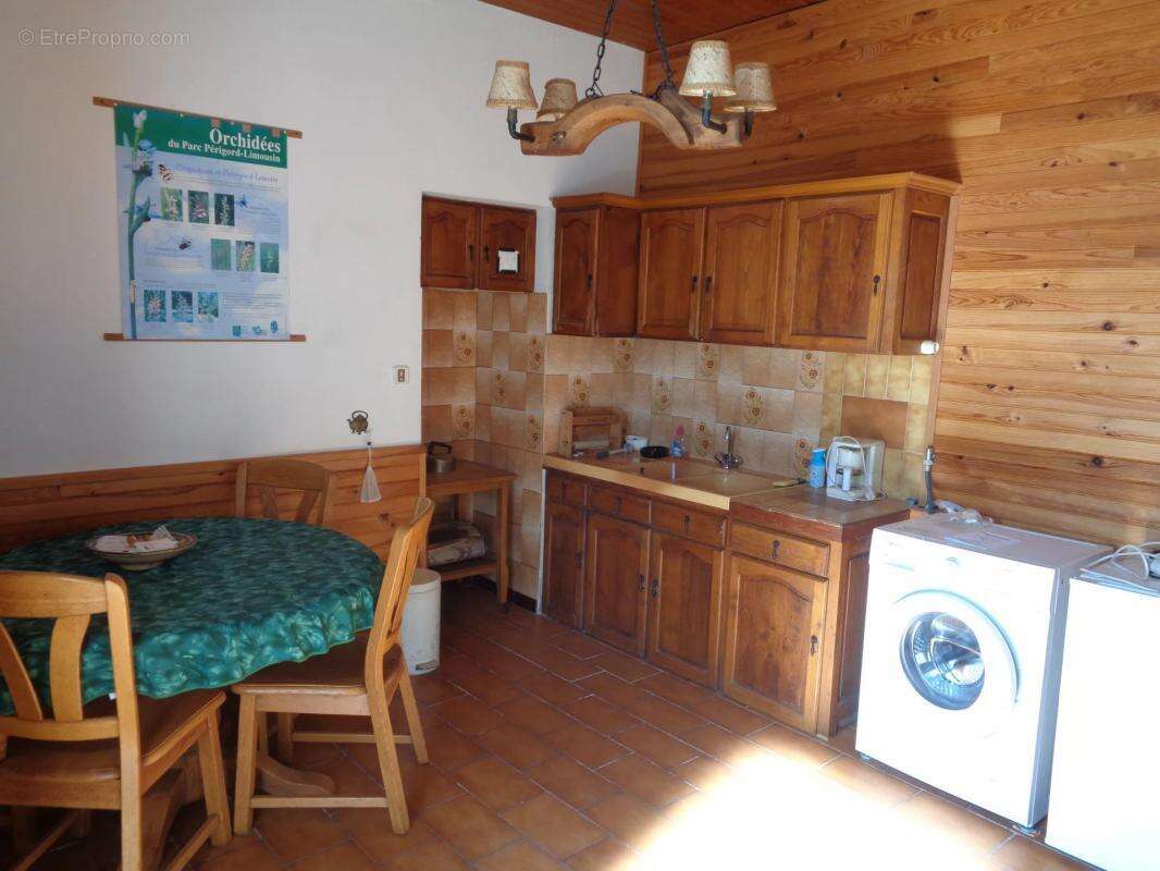 Maison à MONTAGRIER