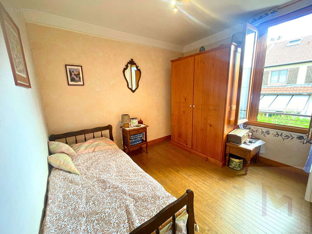 Maison à NEUILLY-PLAISANCE