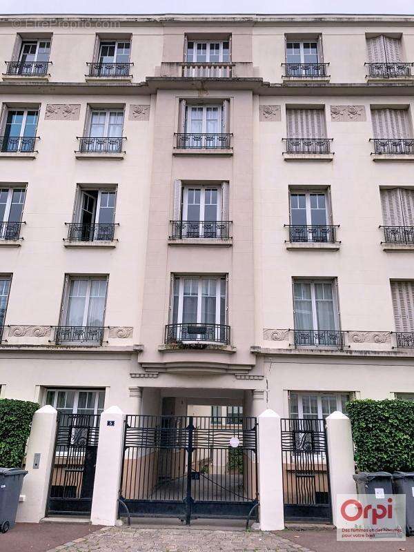 Appartement à ISSY-LES-MOULINEAUX