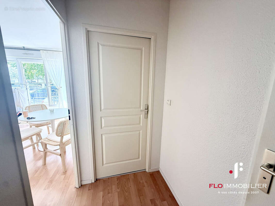 Appartement 43 m² à Caen  - photo 8