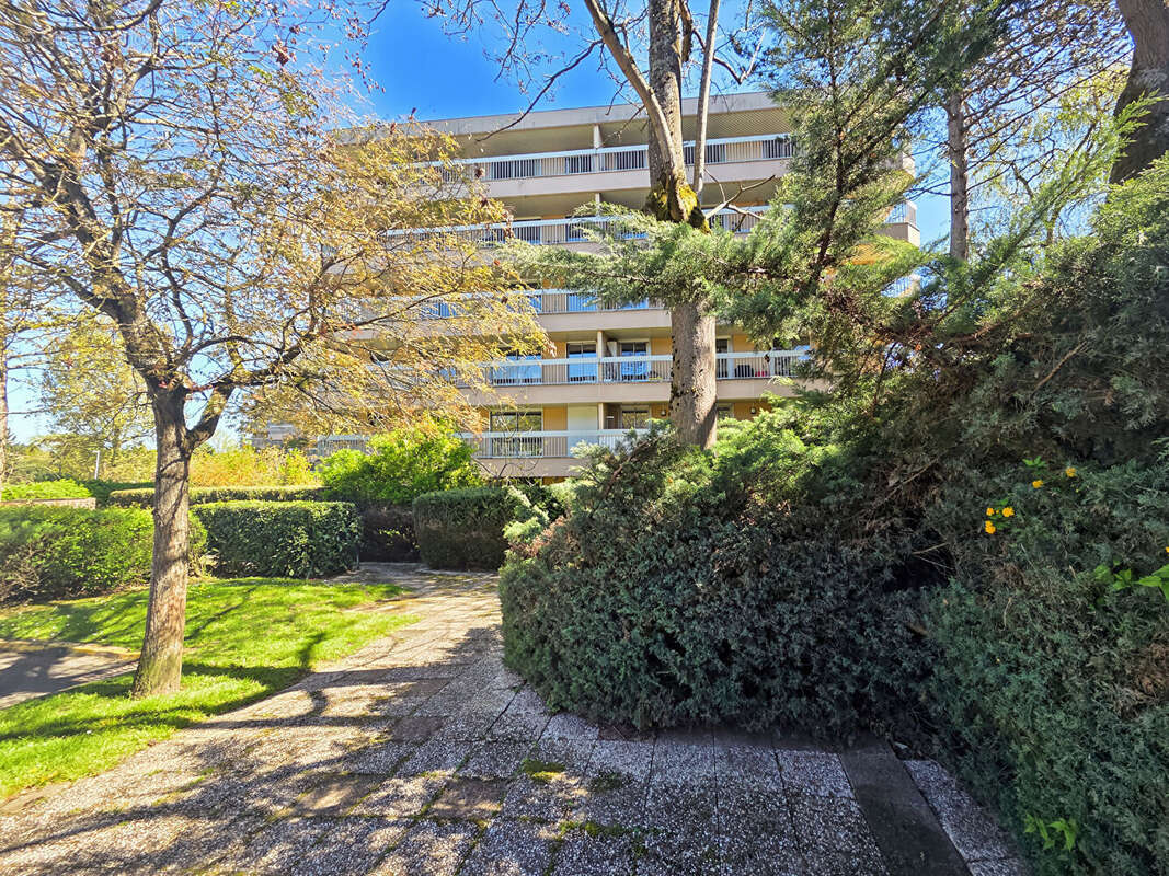 Appartement à VERRIERES-LE-BUISSON
