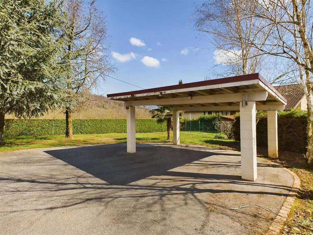 Appartement à CHATTE