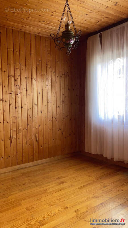 Maison 65 m² à Sainte-Croix-Aux-Mines  - photo 8