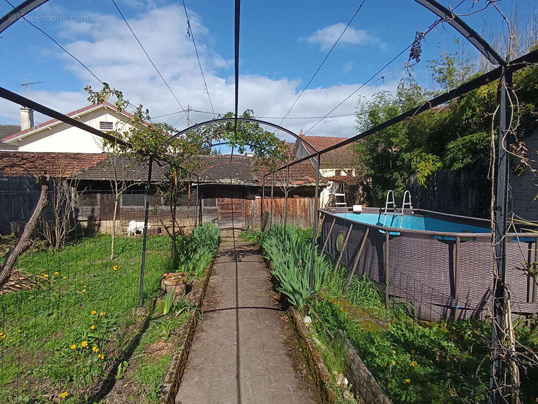 Maison à CAPDENAC-GARE