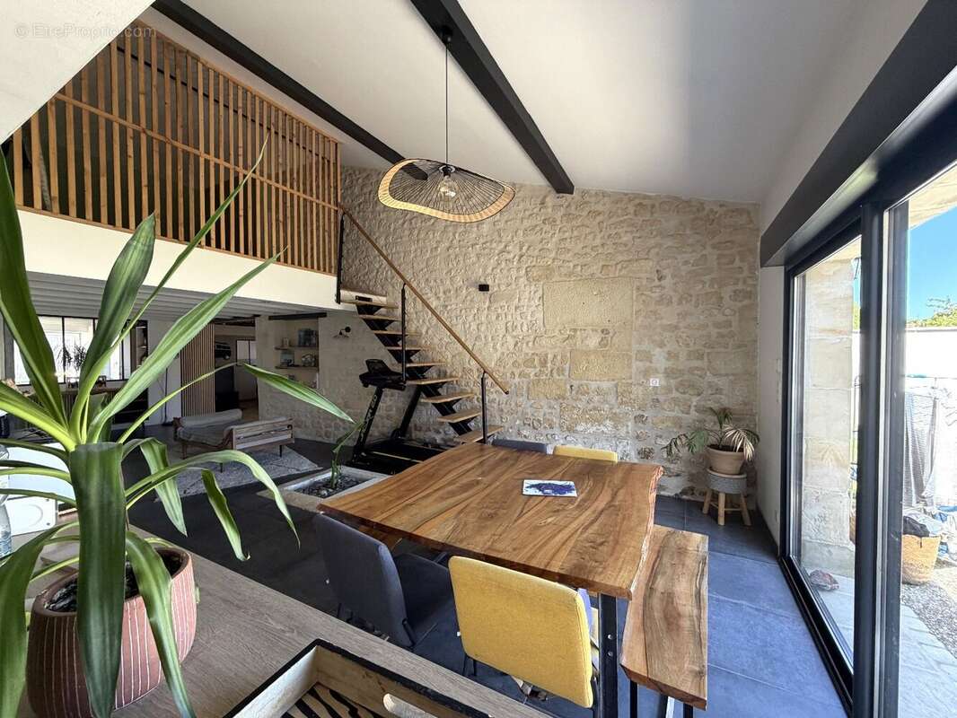 Maison à PONS