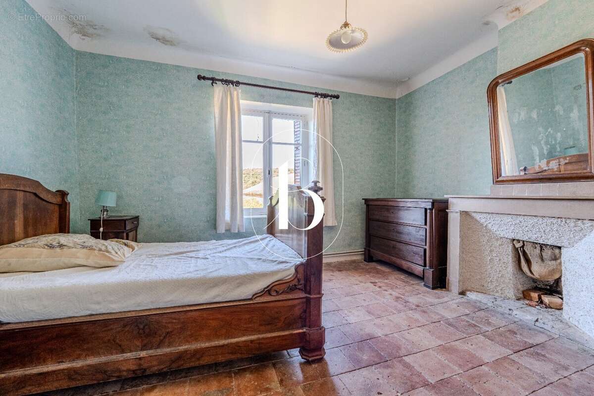 Maison à GOUDARGUES