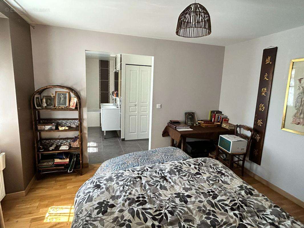 Charmante maison en pierres completement renovee ! - photo 9