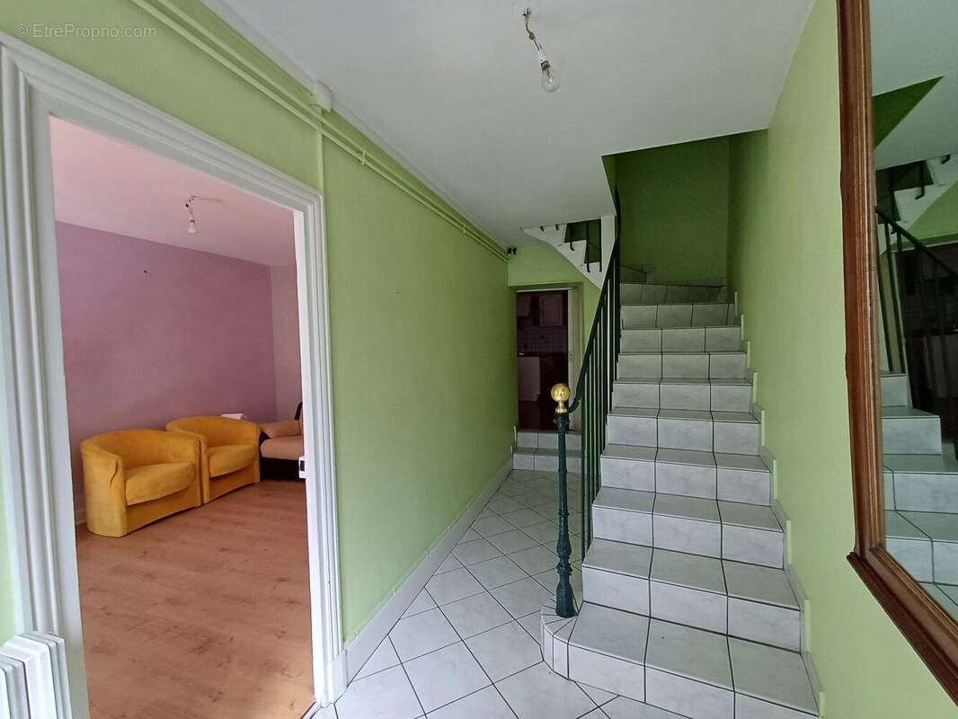 Maison 100 m² à Billom  - photo 6