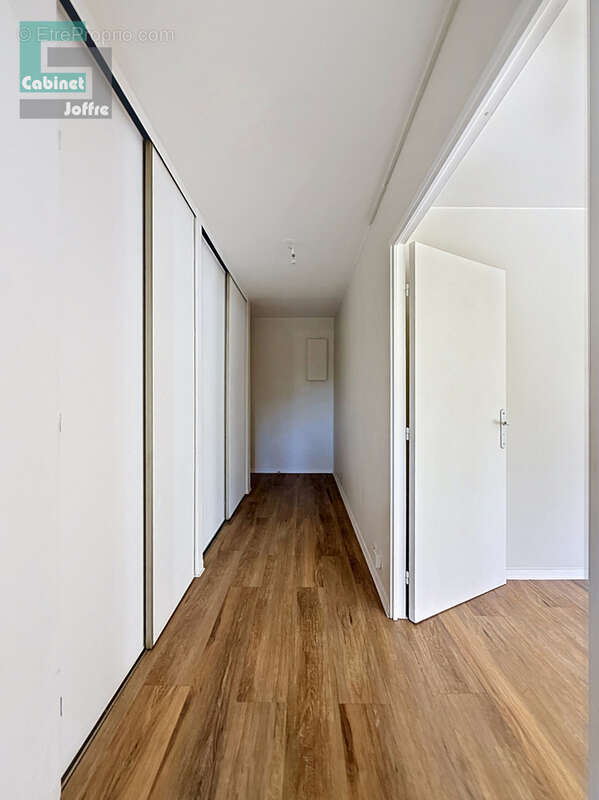 Appartement à FONTAINEBLEAU
