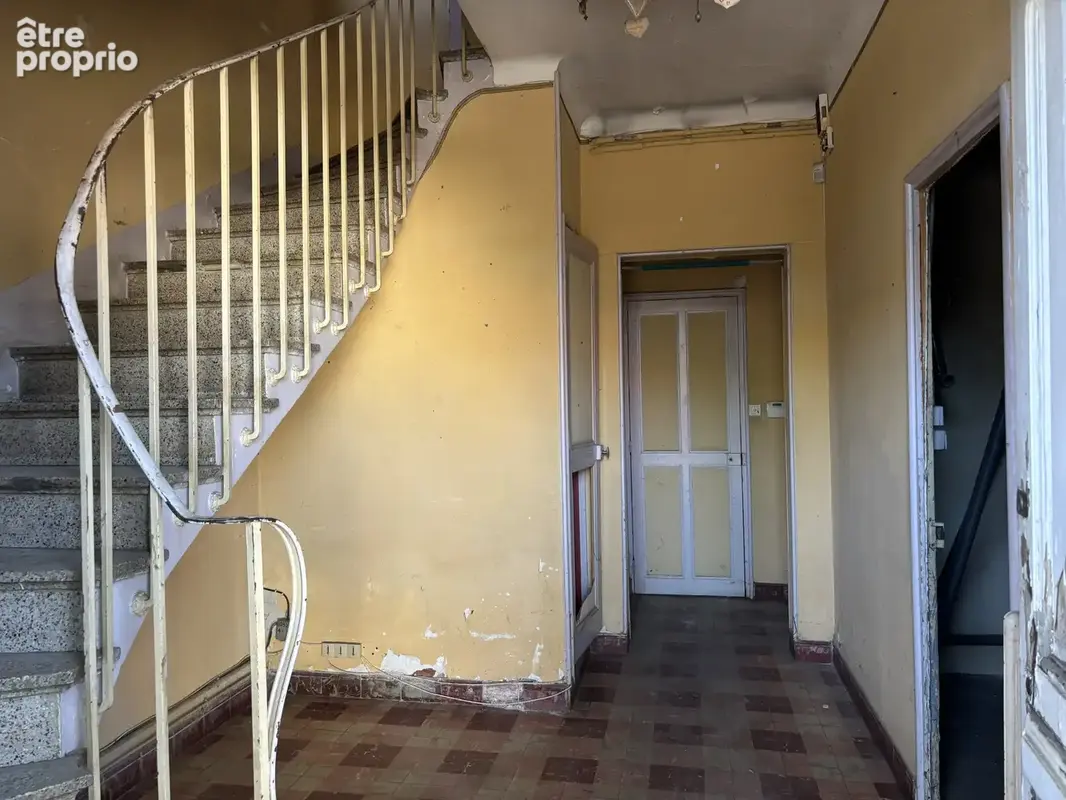 Propriété coeur de village sur un terrain divisible de 1129 m2 - photo 2