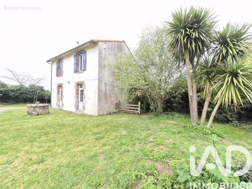 Photo 1 - Maison à NESMY