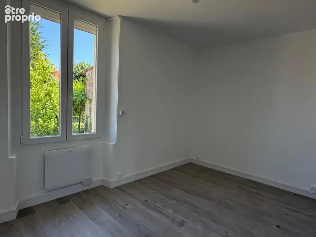 Pavillon de plain pied, 2 chambres, garage et jardin clos - photo 4
