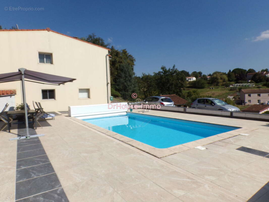 Maison 102 m² à Carmaux  - photo 4