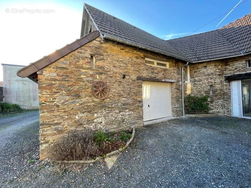 Maison à LA BARRE-DE-SEMILLY