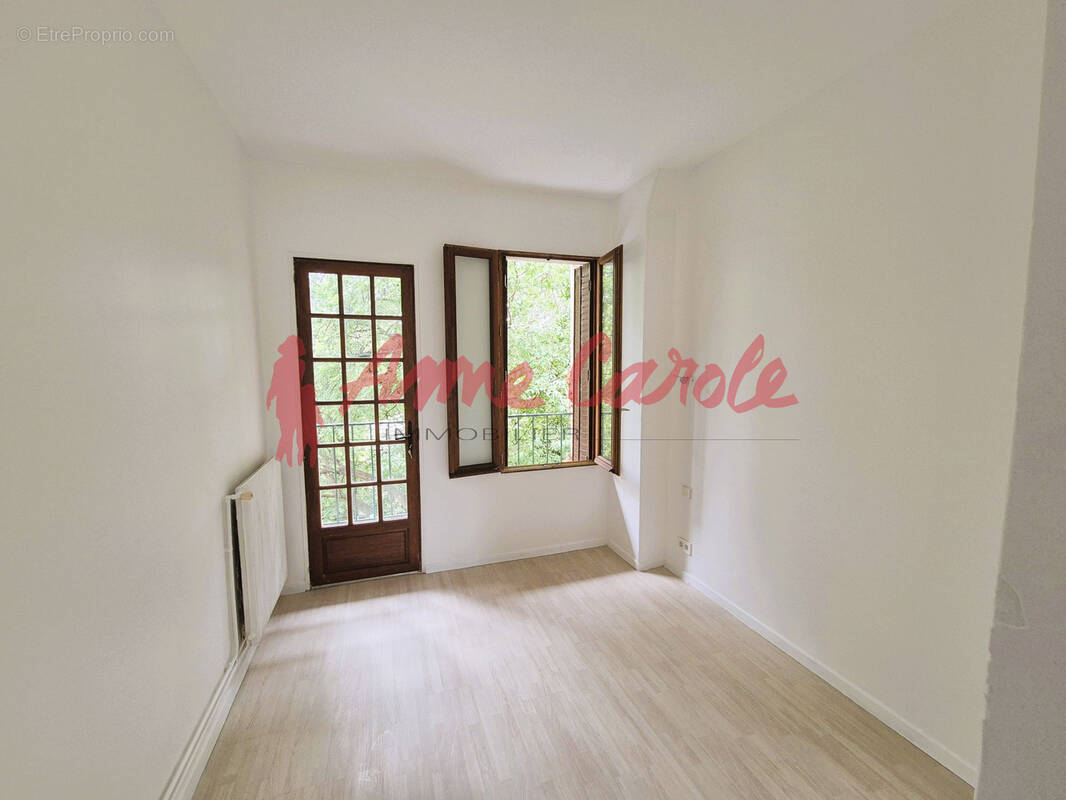 Appartement à NOGENT-SUR-MARNE