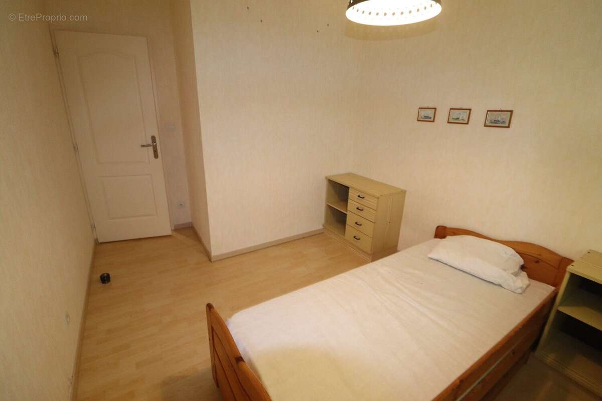 Maison à SAINT-JULIEN-EN-SAINT-ALBAN