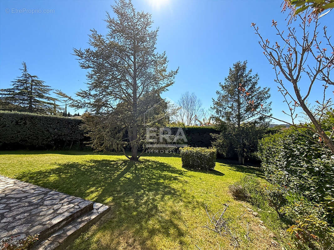 Maison à BOUC-BEL-AIR