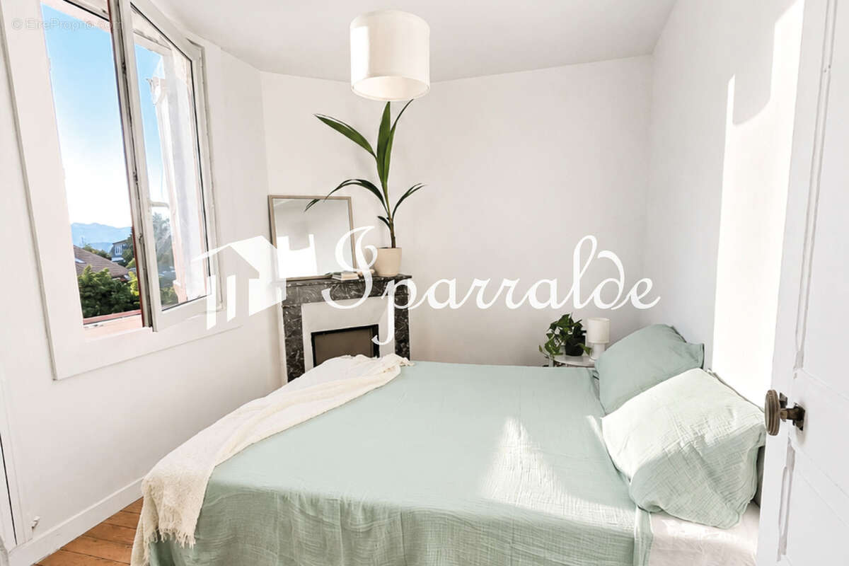 Appartement T3 bis meublé avec balcons   Centre-ville d'Hendaye   74 m2 - photo 17