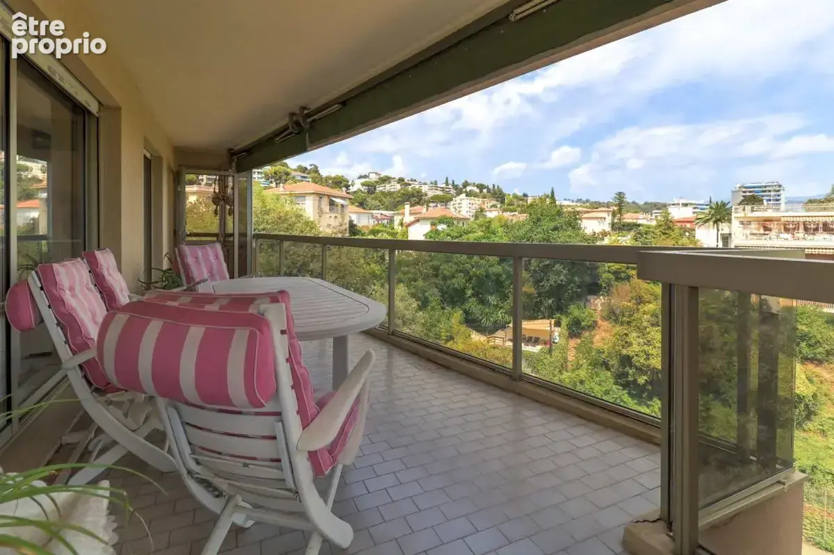 Résidence de prestige Château St-Anne 4p avec terrasses - photo 13