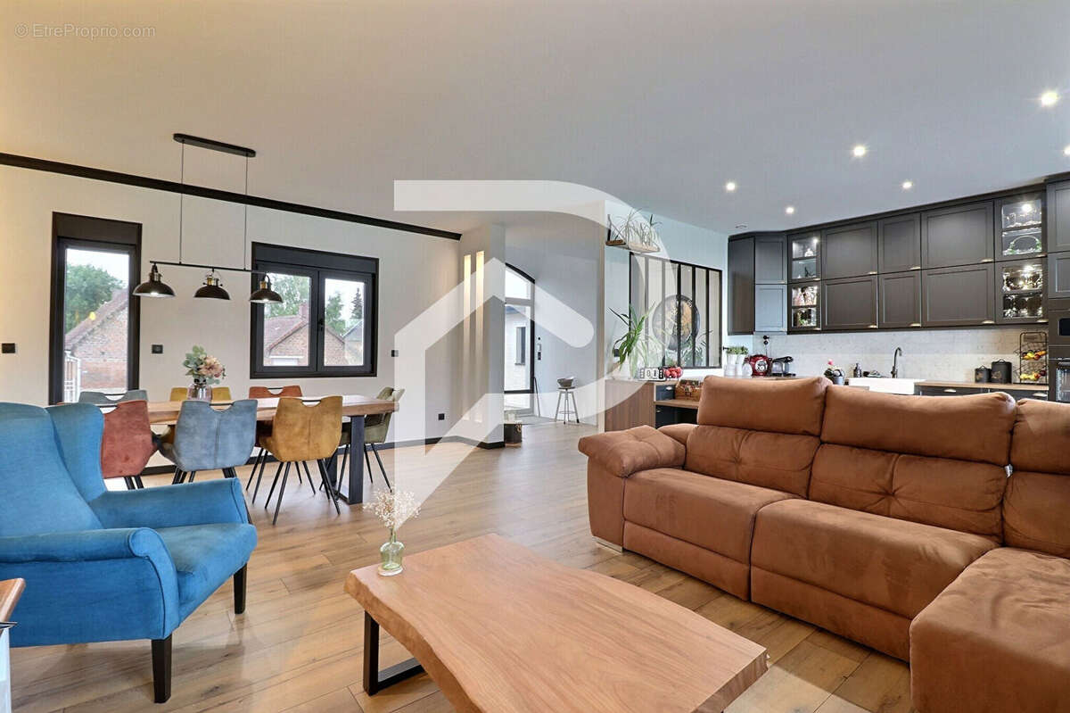 Maison à VENDEGIES-SUR-ECAILLON