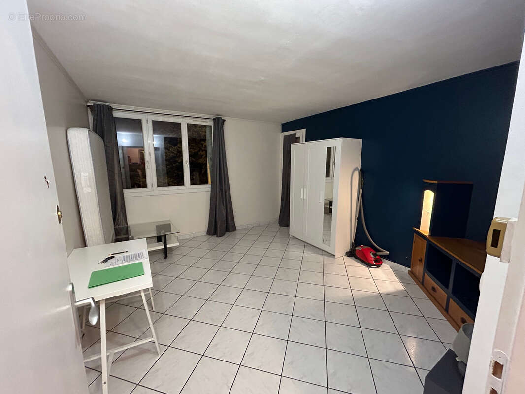 BRON CENTRE VILLE T3 spécial investisseur  59,48M2 - photo 8