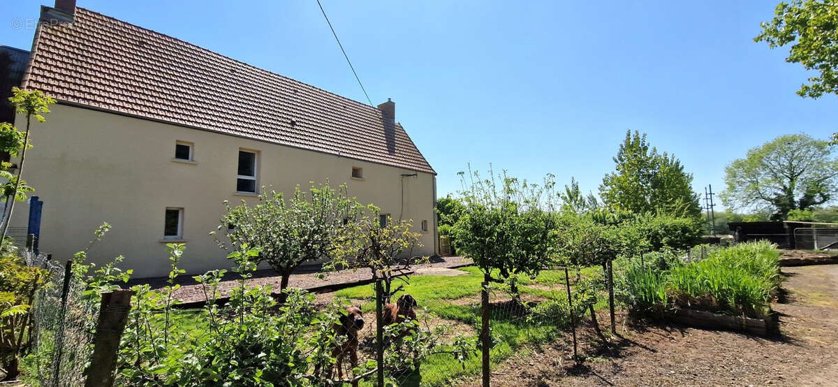 Maison à ISIGNY-SUR-MER