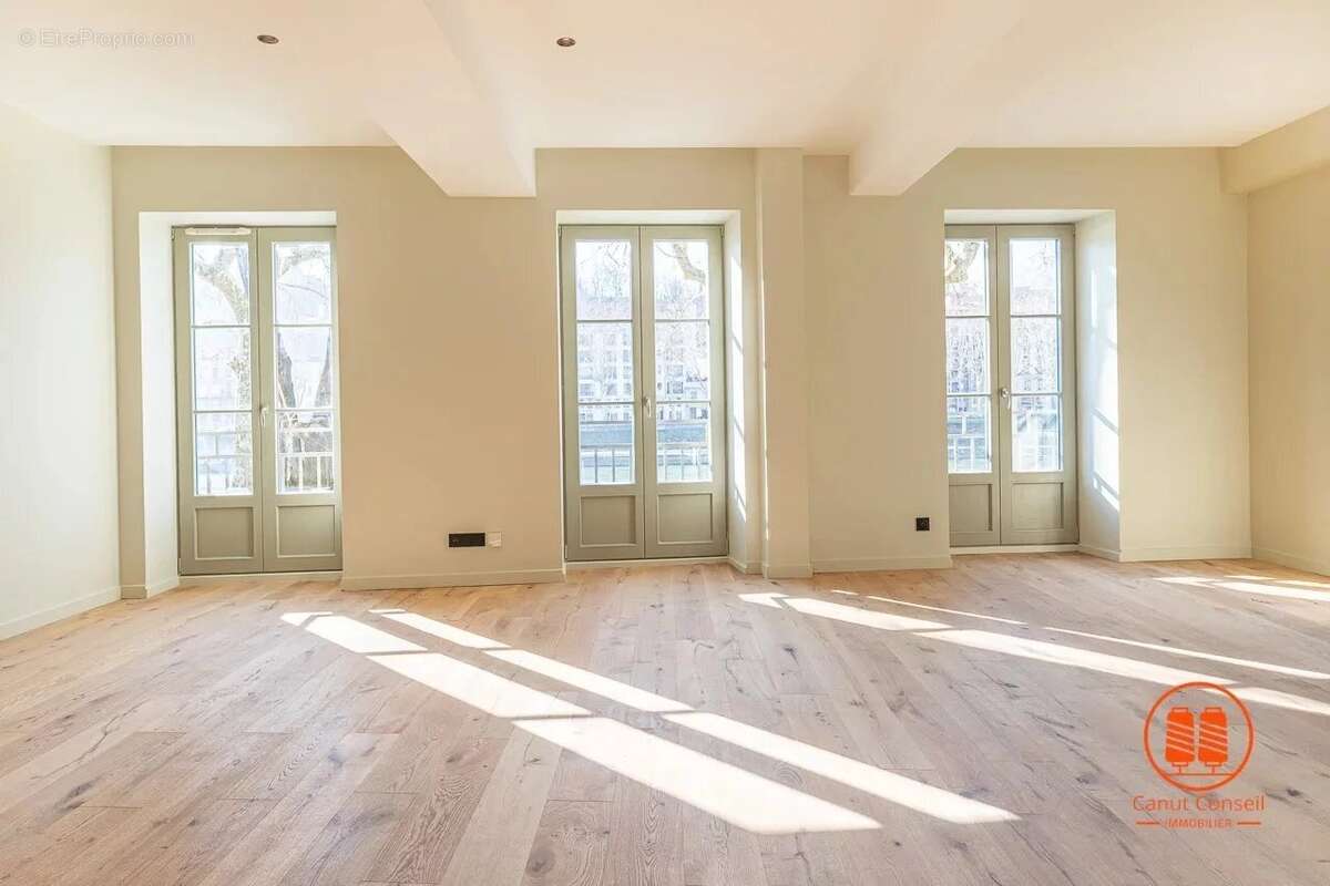Appartement à LYON-1E