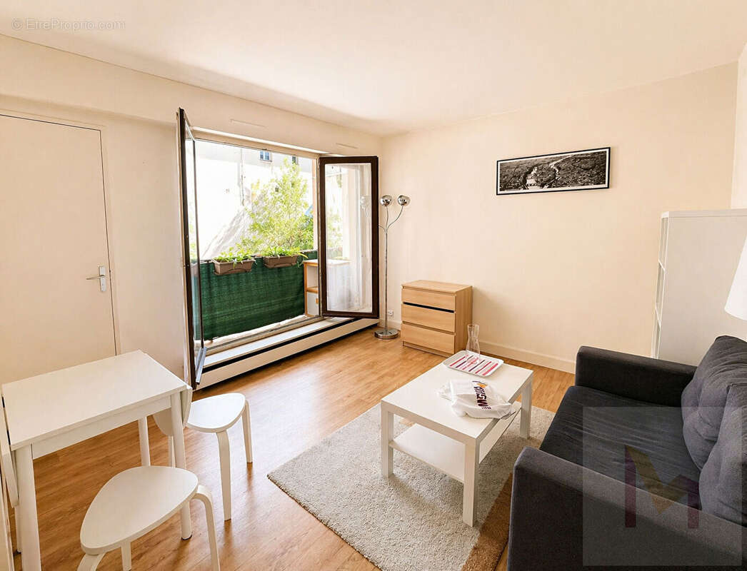 Appartement à PARIS-19E