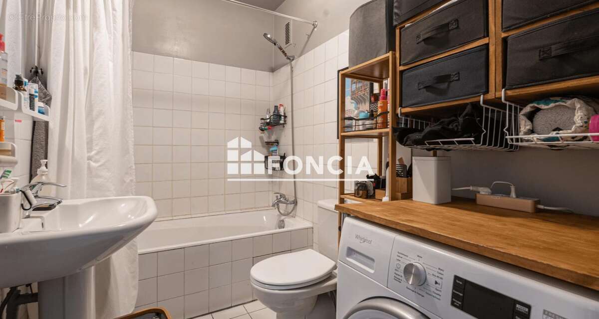 Appartement à PARIS-12E