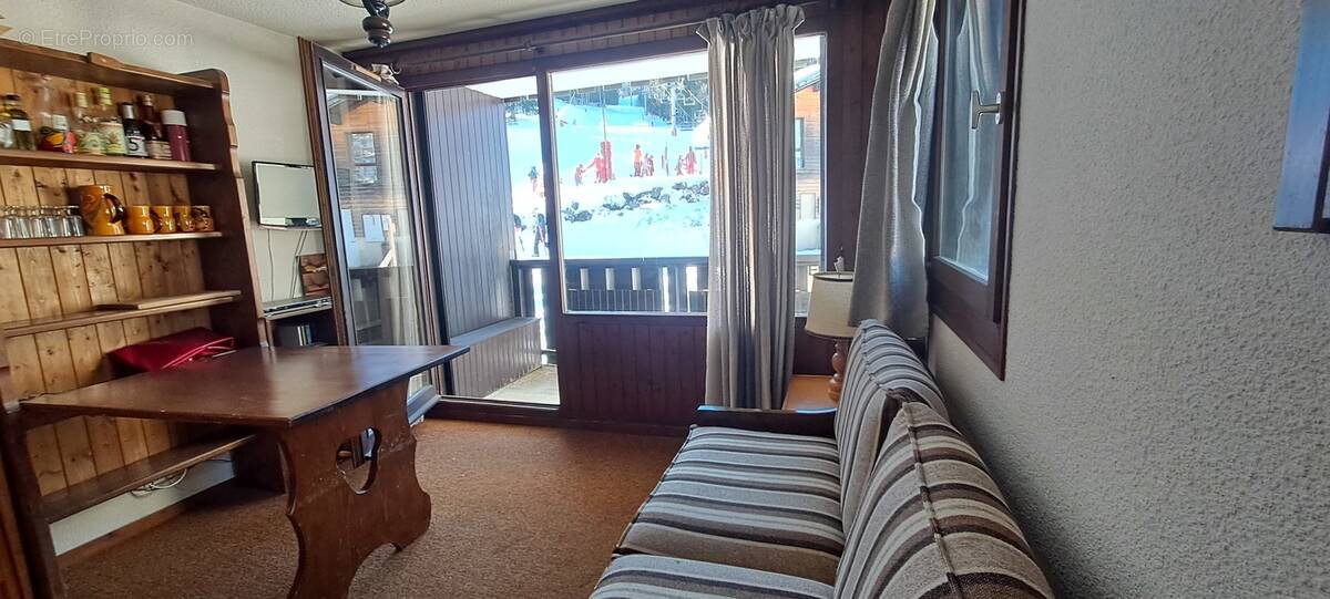 Appartement à MORILLON