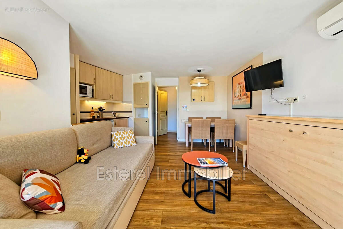 Appartement à SAINT-RAPHAEL