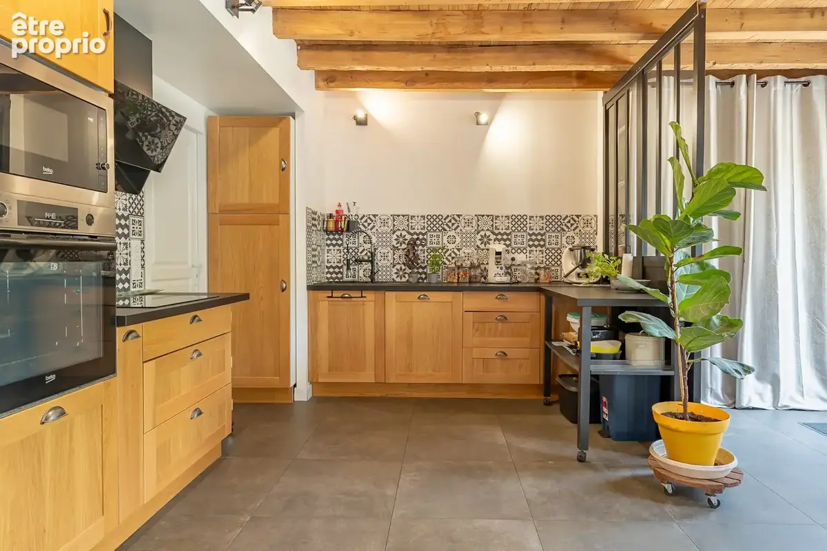 Maison 135 m² à Salles  - photo 5