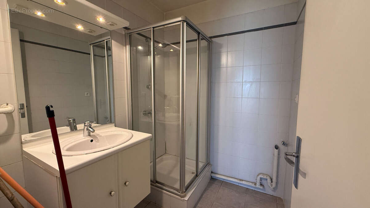 Appartement à OULLINS