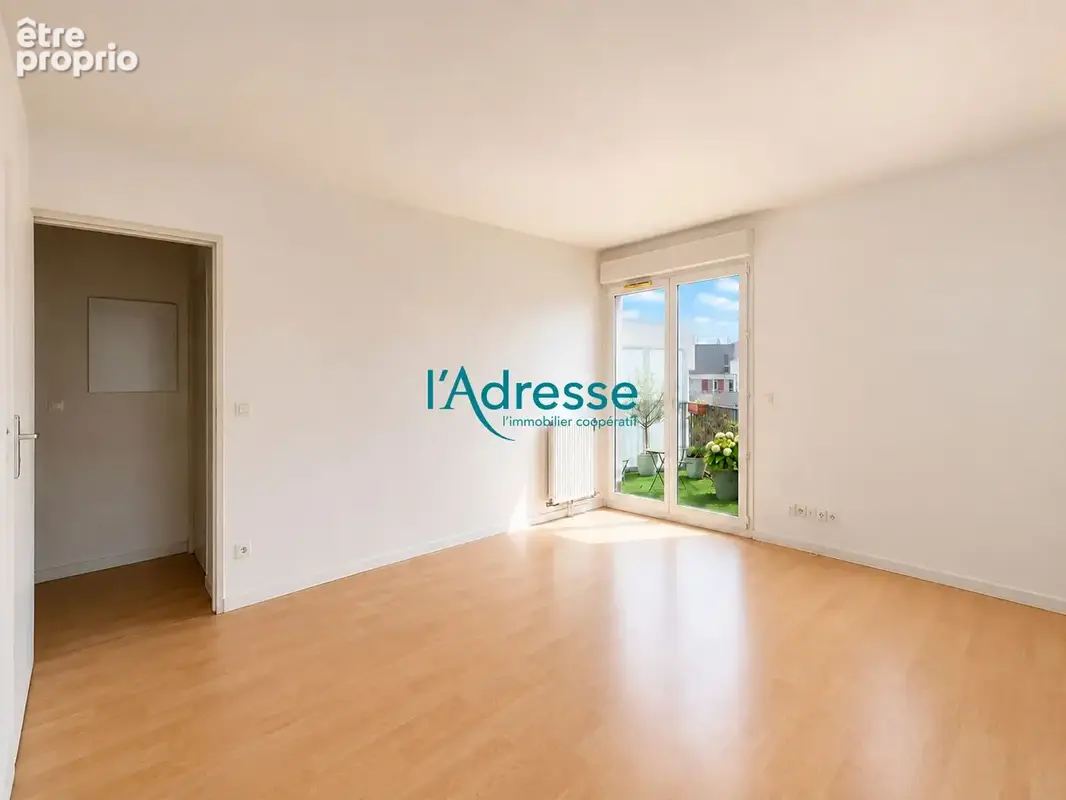 Appartement Nanterre 3 pièce(s) 64.12 m2 - Proche RER A - photo 3
