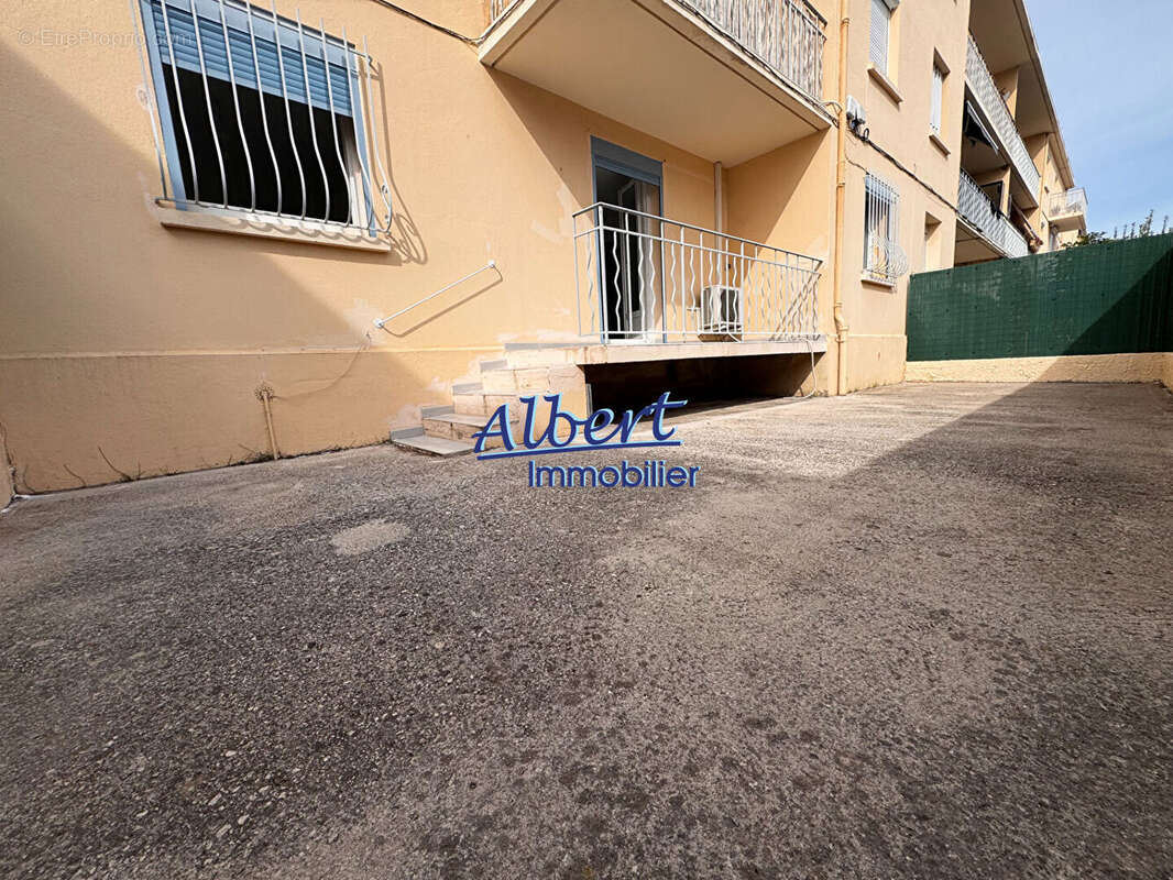 Appartement à SANARY-SUR-MER