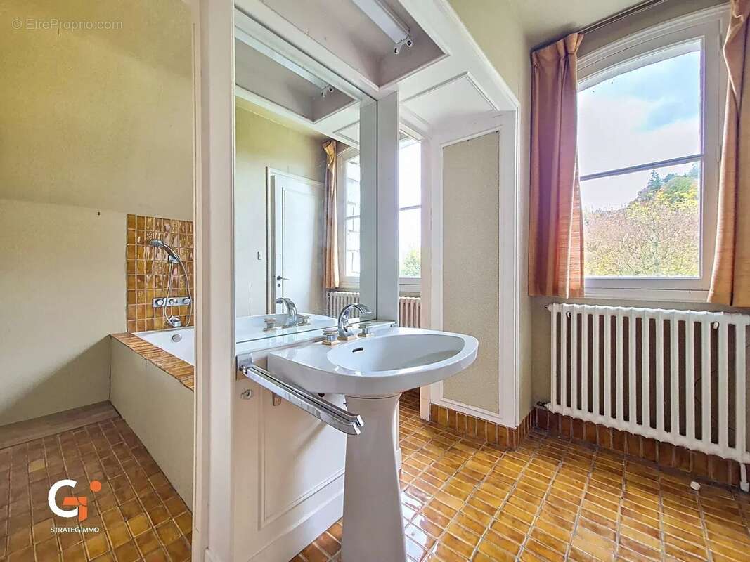 Maison à LA BOUILLE
