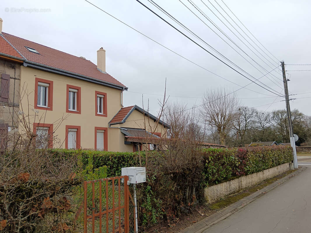 Maison à BOULIGNY