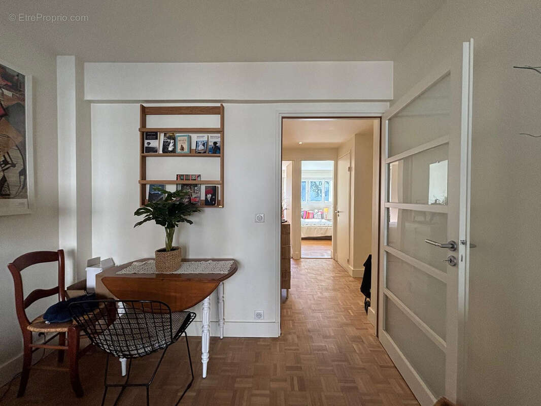 Appartement à MONTROUGE