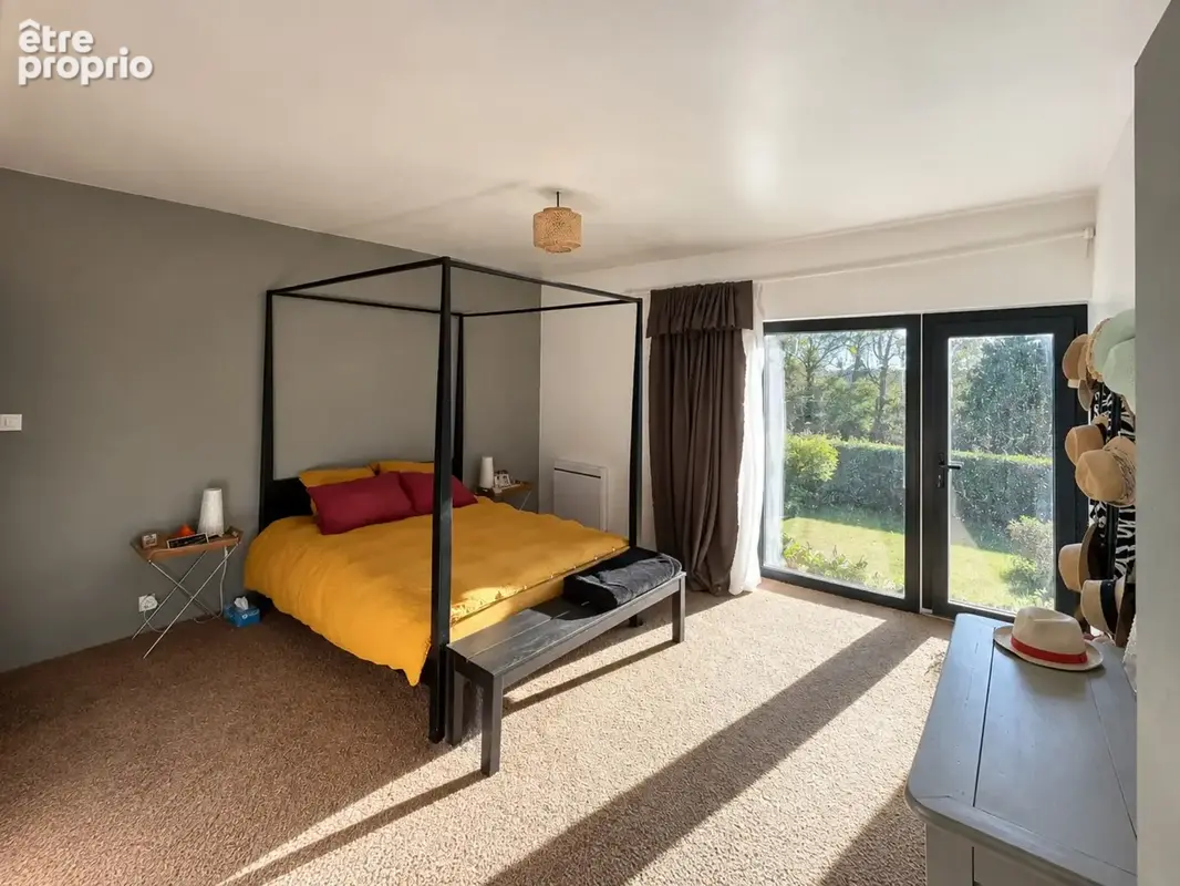 Maison familiale en pierres de caractère – 205 m² – 4 chambres – Jardin de 1 000 m² – Bréhan - photo 14