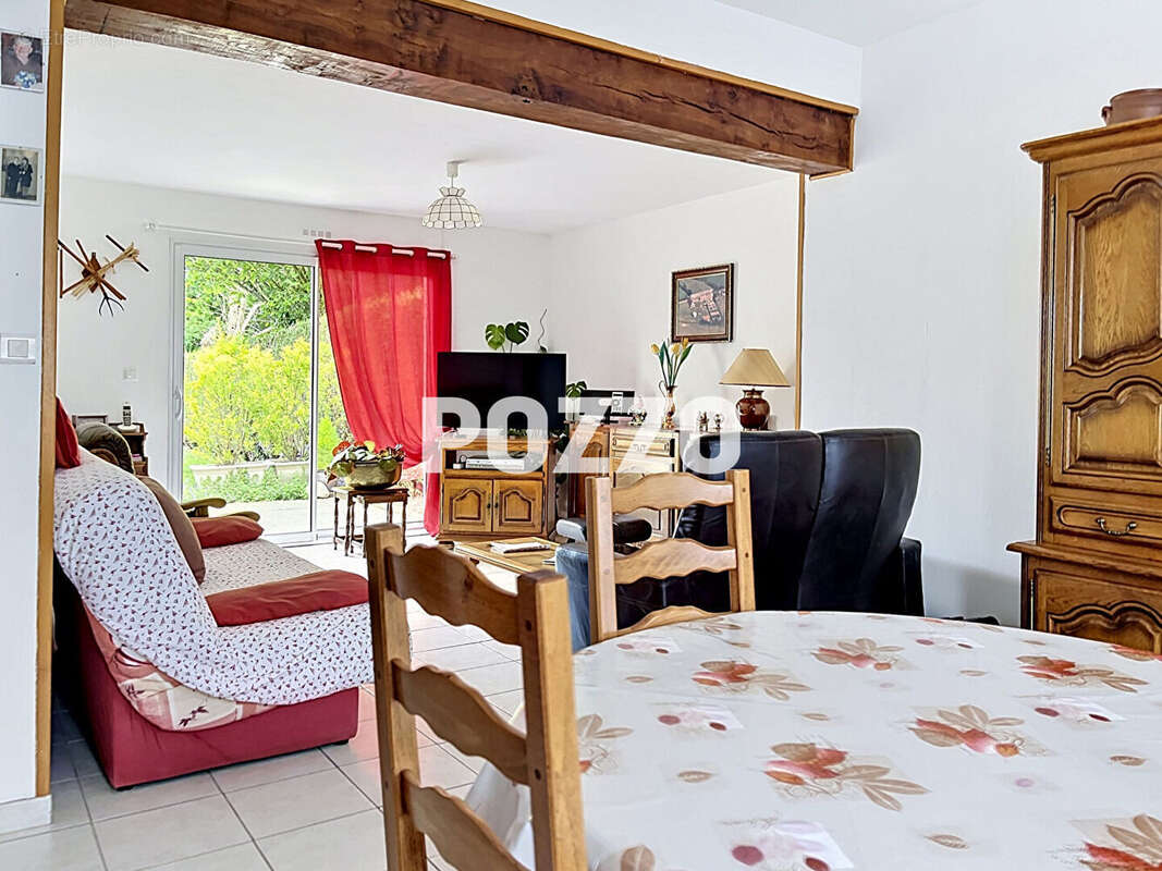 Maison à DANGY