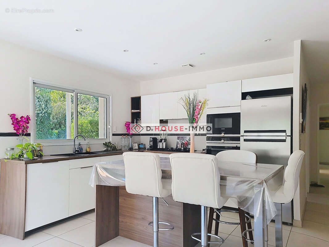 Maison à SAINT-QUENTIN-SUR-ISERE