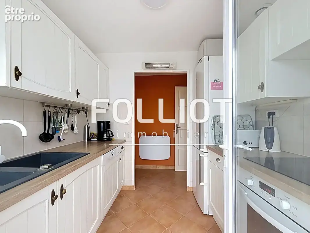 A Vendre Maison avec autonomie de plain pied à Lindberg plage face aux dunes. - photo 10