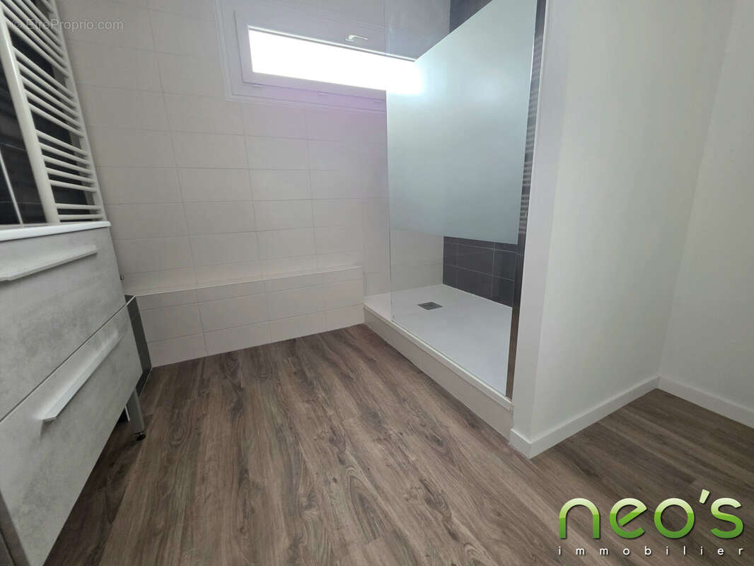 Appartement 76 m² à Cholet  - photo 7