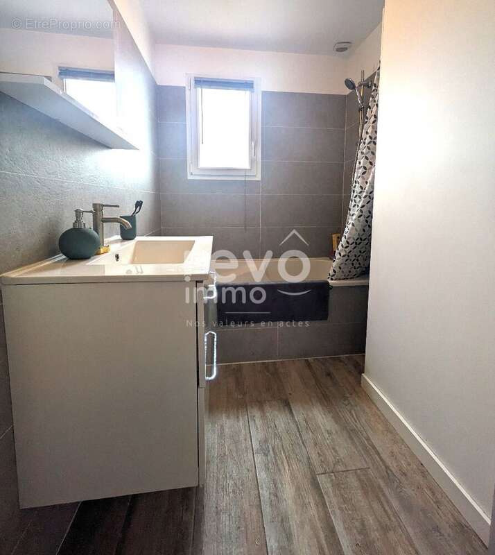 Maison à SAINT-COLOMBAN