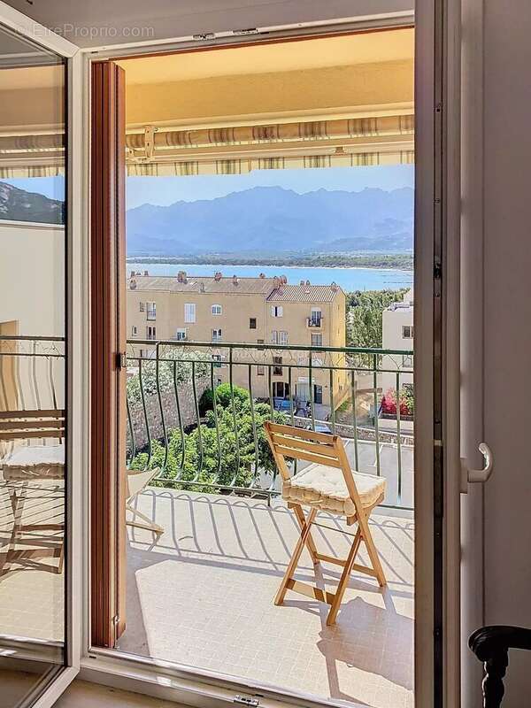 Appartement à CALVI